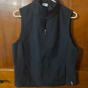COLUMBIA WOMEN'S VEST SIZE MEDIUM